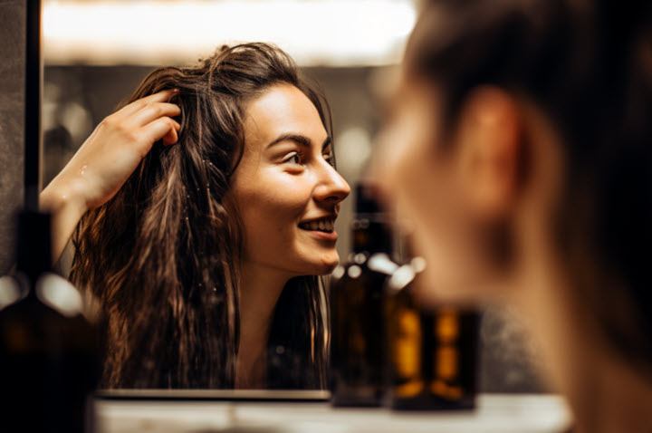 Saure Rinse Rezept: Saure Rinse mit Essig für die Haare herstellen